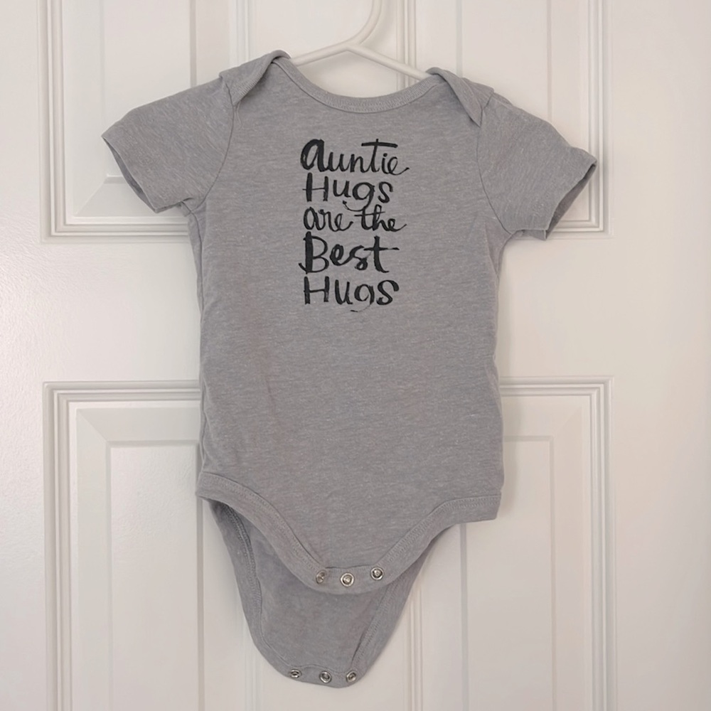 BABY “Auntie hugs are the best hugs” onesie